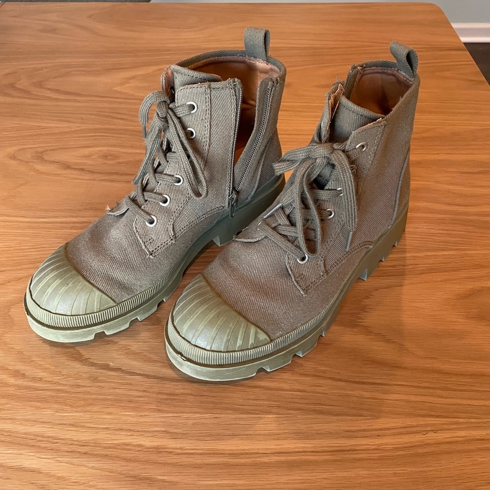 Lace up sneaker boots